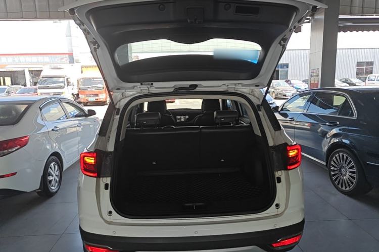 Used CHANGAN CS35PLUS 2019 1.6L Manual Chuanlian Edition Trunk