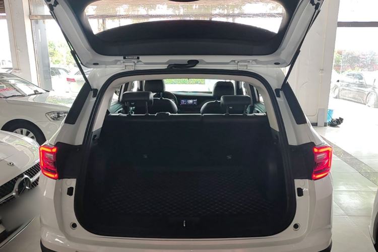 Used CHANGAN CS35PLUS 2019 1.4T DCT Chuanlian Blue Whale Edition Trunk