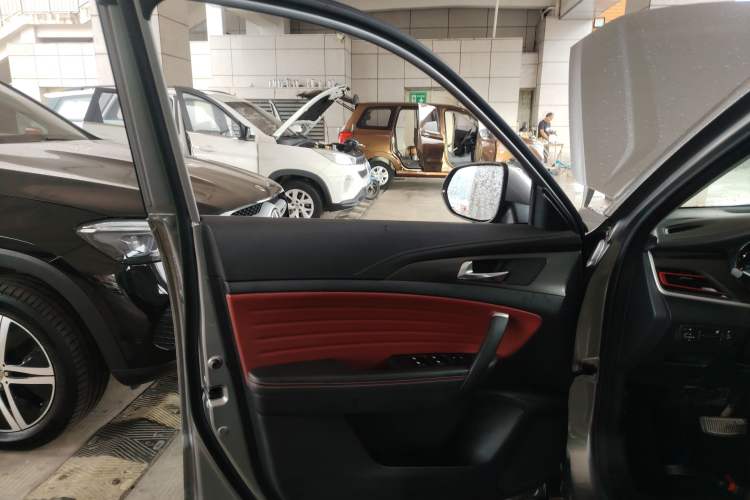 Used CHANGAN CS35PLUS 2020 1.4T DCT Yue Lian Blue Whale Edition Interior 4