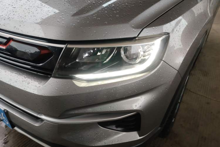 Used CHANGAN CS35PLUS 2020 1.4T DCT Yue Lian Blue Whale Edition Left Front Headlight