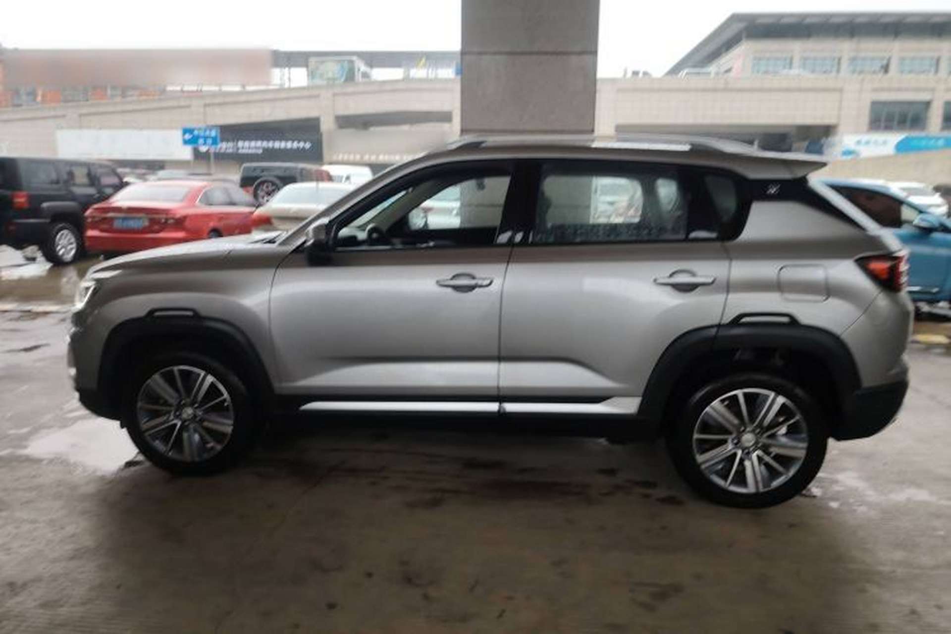 Used CHANGAN CS35PLUS 2020 1.4T DCT Yue Lian Blue Whale Edition Left Side
