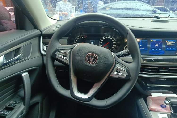 Used CHANGAN CS35PLUS 2020 1.4T DCT Yue Lian Blue Whale Edition Steering Wheel
