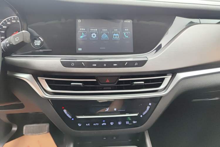 Used CHANGAN CS35PLUS 2020 1.4T DCT Yue Lian Blue Whale Edition Audio And AC Panel