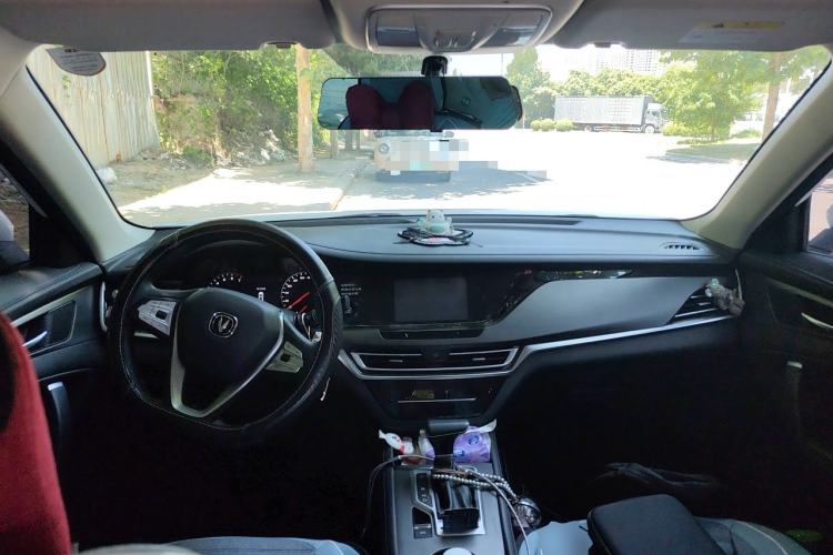 Used CHANGAN CS35PLUS 2020 1.4T DCT Yue Lian Blue Whale Edition Center Console