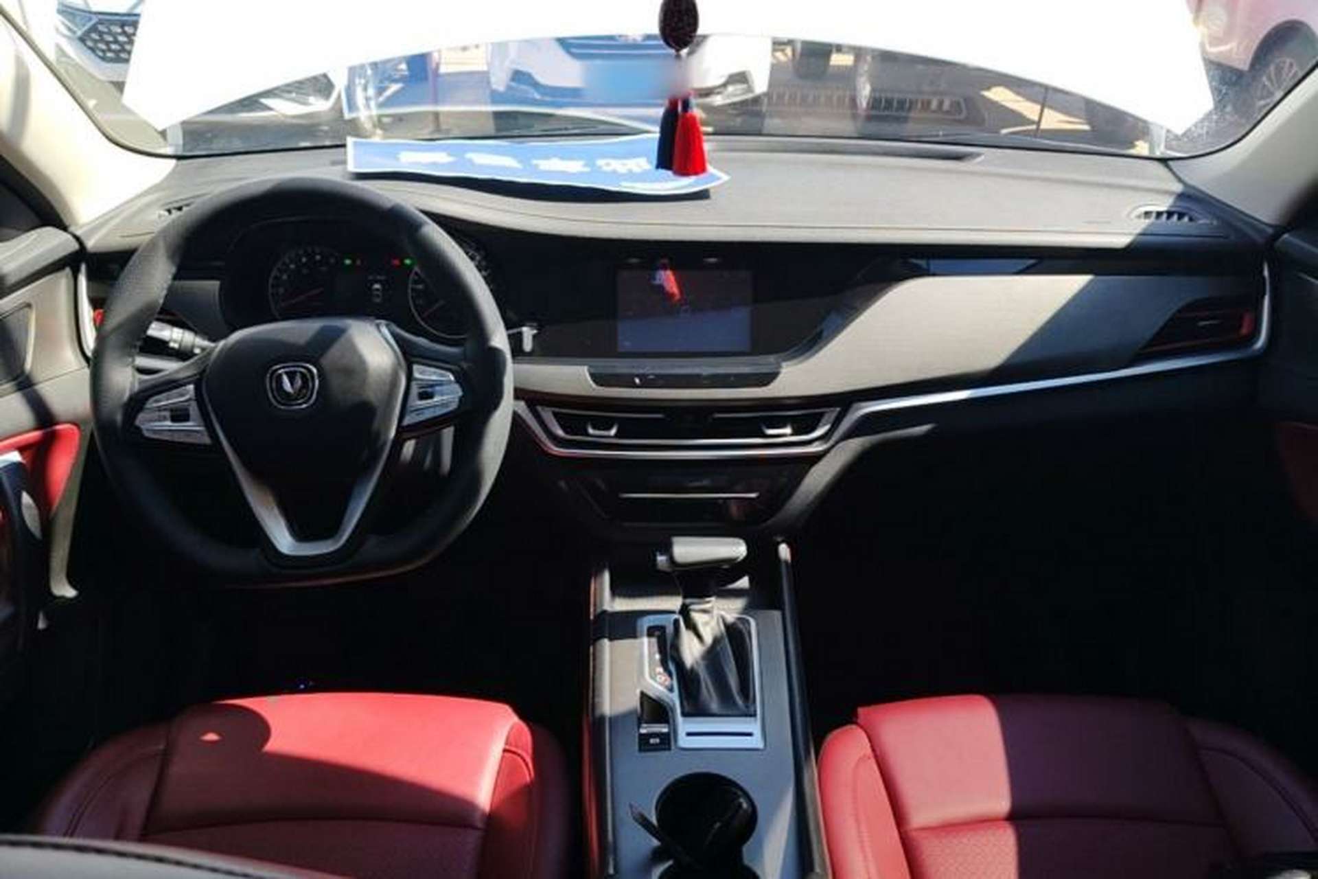 Used CHANGAN CS35PLUS 2020 1.4T DCT Yue Lian Blue Whale Edition Center Console