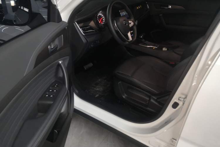 Used CHANGAN CS35PLUS 2020 1.4T DCT Yue Lian Blue Whale Edition Driver Seat