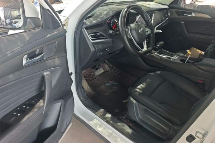 Used CHANGAN CS35PLUS 2020 1.4T DCT Yue Lian Blue Whale Edition Driver Seat