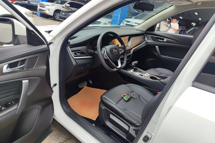 Used CHANGAN CS35PLUS 2020 1.4T DCT Yue Lian Blue Whale Edition Driver Seat