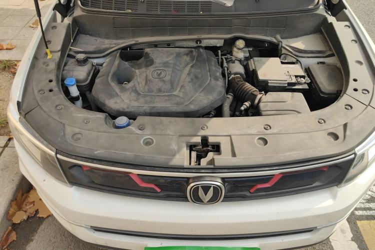 Used CHANGAN CS35PLUS 2020 1.4T DCT Yue Lian Blue Whale Edition Engine Bay