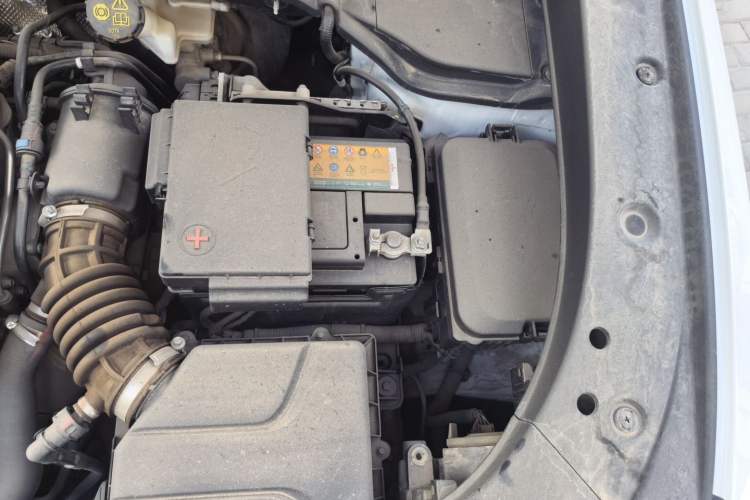 Used CHANGAN CS35PLUS 2020 1.4T DCT Yue Lian Blue Whale Edition Engine Bay Left