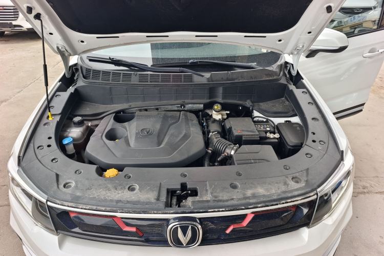Used CHANGAN CS35PLUS 2020 1.4T DCT Yue Lian Blue Whale Edition Engine Bay