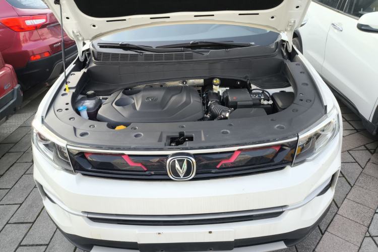 Used CHANGAN CS35PLUS 2020 1.4T DCT Yue Lian Blue Whale Edition Engine Bay