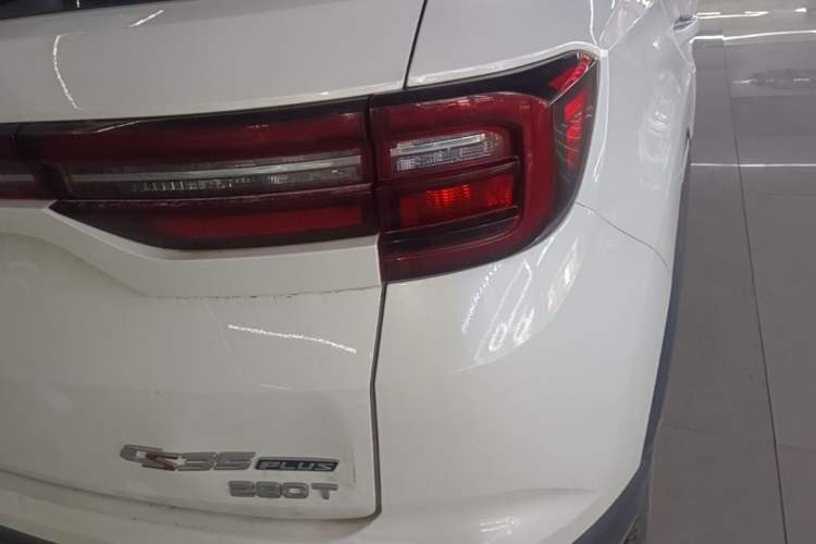 Used CHANGAN CS35PLUS 2020 1.4T DCT Yue Lian Blue Whale Edition Exterior 3
