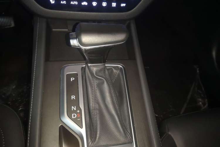 Used CHANGAN CS35PLUS 2020 1.4T DCT Yue Lian Blue Whale Edition Gear Lever
