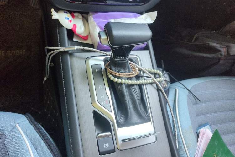 Used CHANGAN CS35PLUS 2020 1.4T DCT Yue Lian Blue Whale Edition Gear Lever