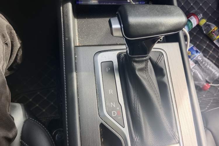 Used CHANGAN CS35PLUS 2020 1.4T DCT Yue Lian Blue Whale Edition Gear Lever