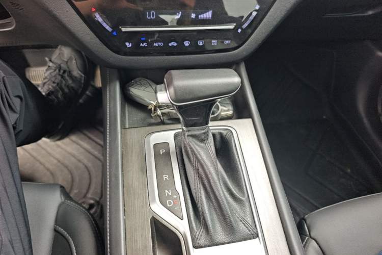 Used CHANGAN CS35PLUS 2020 1.4T DCT Yue Lian Blue Whale Edition Gear Lever