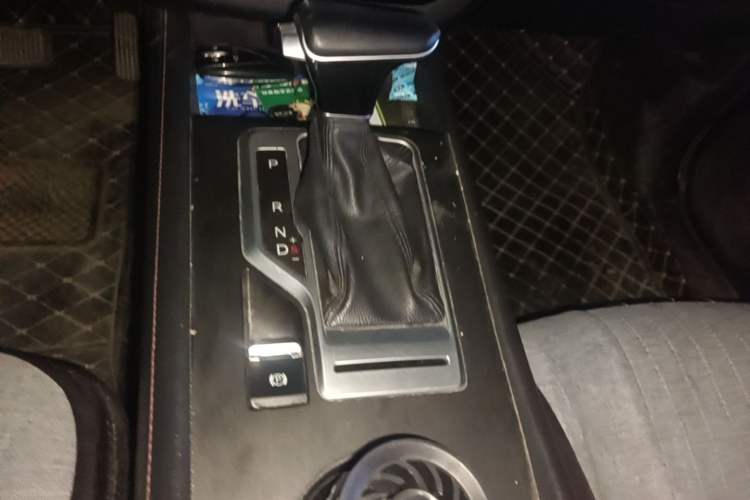 Used CHANGAN CS35PLUS 2020 1.4T DCT Yue Lian Blue Whale Edition Gear Lever