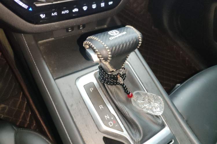 Used CHANGAN CS35PLUS 2020 1.4T DCT Yue Lian Blue Whale Edition Gear Lever