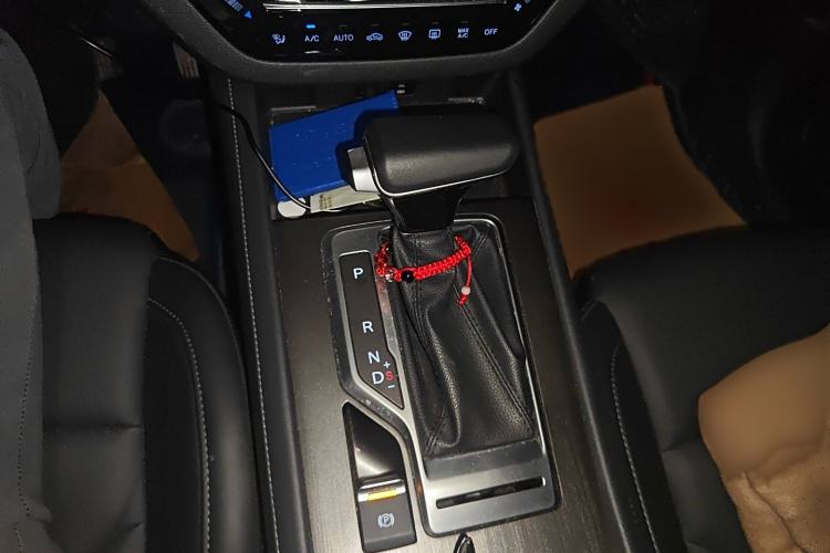 Used CHANGAN CS35PLUS 2020 1.4T DCT Yue Lian Blue Whale Edition Gear Lever