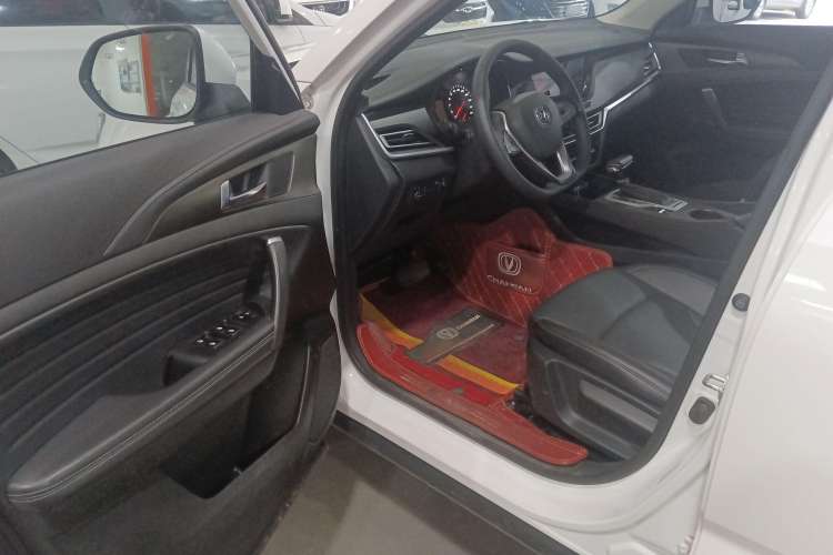 Used CHANGAN CS35PLUS 2020 1.4T DCT Yue Lian Blue Whale Edition Interior 3