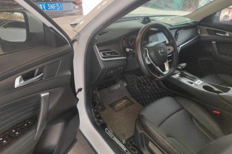 Used CHANGAN CS35PLUS 2020 1.4T DCT Yue Lian Blue Whale Edition Interior 3