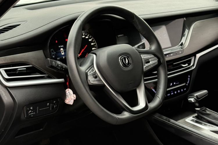 Used CHANGAN CS35PLUS 2020 1.4T DCT Yue Lian Blue Whale Edition Interior 3