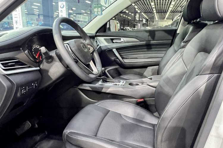 Used CHANGAN CS35PLUS 2020 1.4T DCT Yue Lian Blue Whale Edition Interior 3