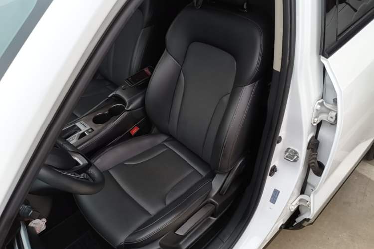 Used CHANGAN CS35PLUS 2020 1.4T DCT Yue Lian Blue Whale Edition Left Front Seat