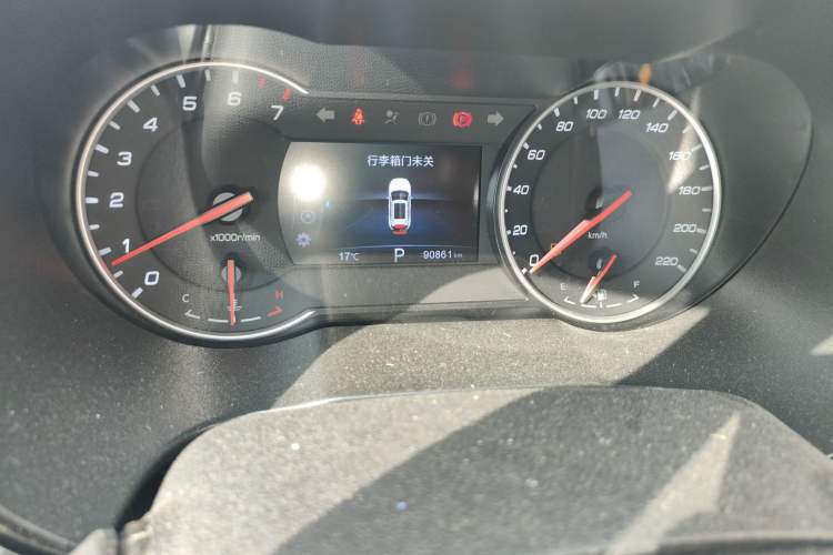Used CHANGAN CS35PLUS 2020 1.4T DCT Yue Lian Blue Whale Edition Odometer Close Up
