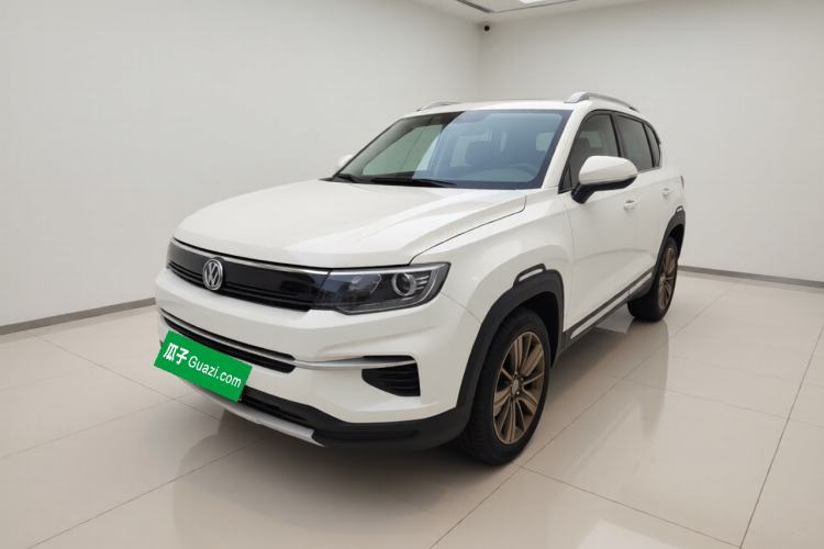CHANGAN CS35PLUS 2020 1.4T DCT Yue Lian Blue Whale Edition مستعملة Guazi used car, China used car export, Used car for sale, Used  cars, Cheapest cars for sale