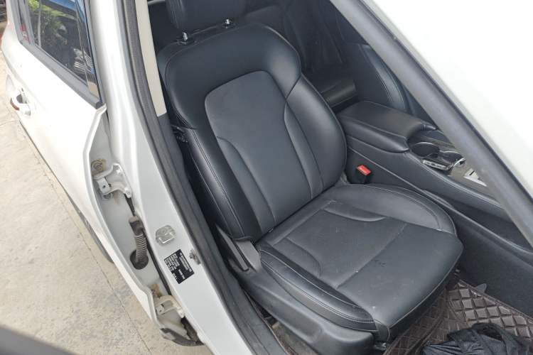 Used CHANGAN CS35PLUS 2020 1.4T DCT Yue Lian Blue Whale Edition Right Front Seat