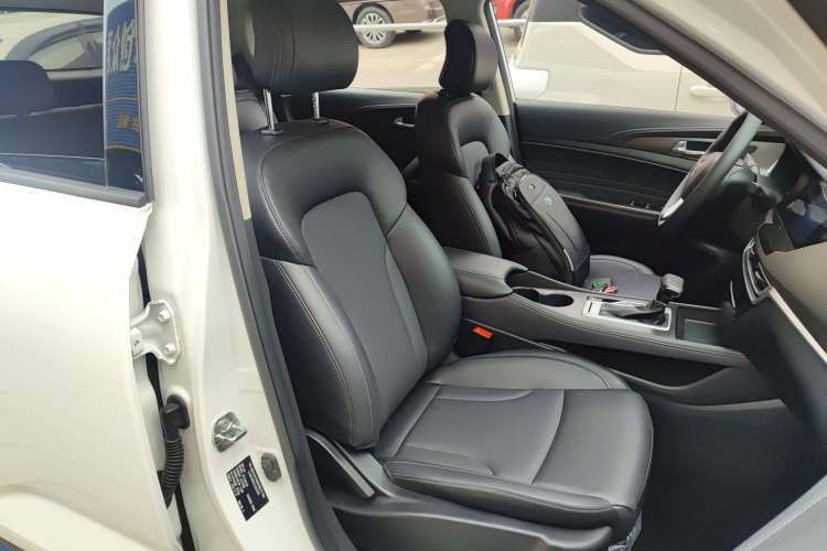 Used CHANGAN CS35PLUS 2020 1.4T DCT Yue Lian Blue Whale Edition Right Front Seat