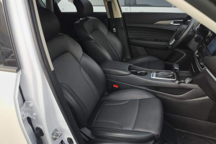 Used CHANGAN CS35PLUS 2020 1.4T DCT Yue Lian Blue Whale Edition Right Front Seat