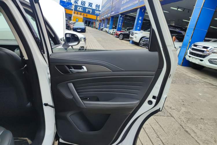 Used CHANGAN CS35PLUS 2020 1.4T DCT Yue Lian Blue Whale Edition Right Rear Door Interior