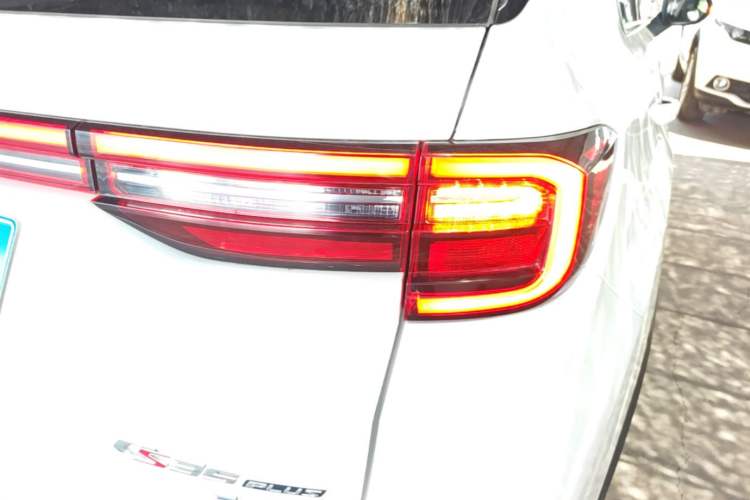 Used CHANGAN CS35PLUS 2020 1.4T DCT Yue Lian Blue Whale Edition Right Rear Taillight