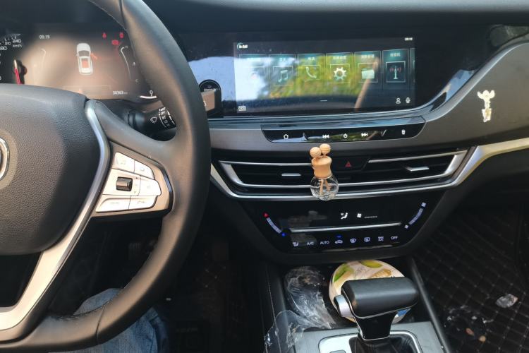 Used CHANGAN CS35PLUS 2021 Honor Million Edition 1.6L CVT Luxury Model Audio And AC Panel