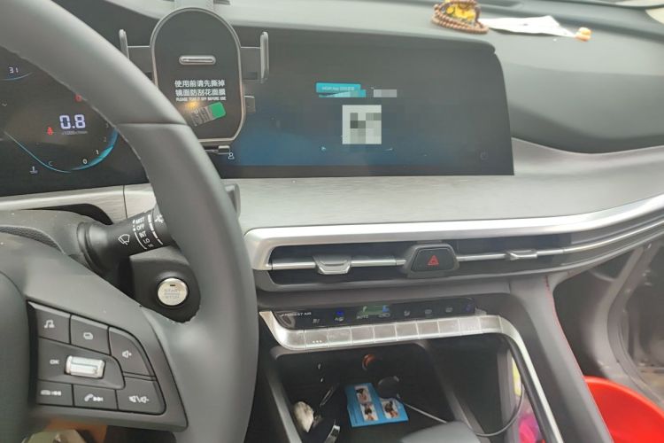 Used CHANGAN CS35PLUS 2021 Revised Version Blue Whale NE 1.4T DCT Luxury Edition Audio And AC Panel