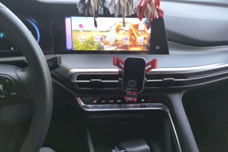 Used CHANGAN CS35PLUS 2021 Blue Whale NE 1.4T DCT Prestige Model Audio And AC Panel