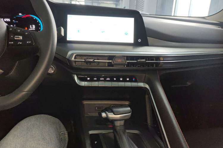 Used CHANGAN CS35PLUS 2021 Blue Whale NE 1.4T DCT Luxury Model Audio And AC Panel