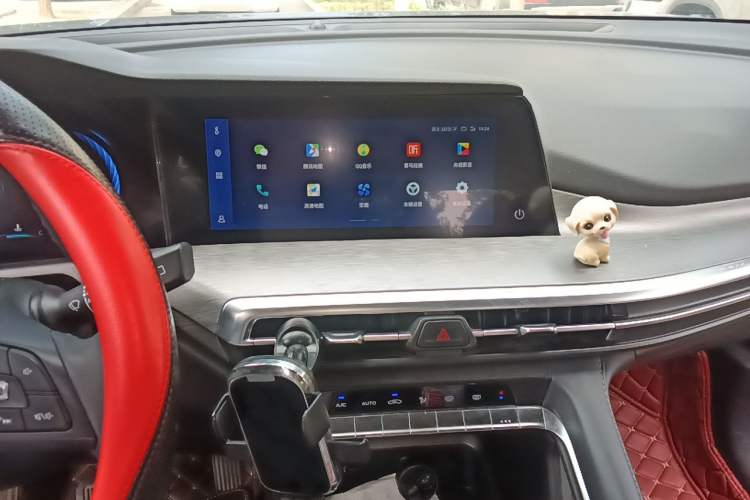 Used CHANGAN CS35PLUS 2021 Blue Whale NE 1.4T DCT Navigation Model Audio And AC Panel