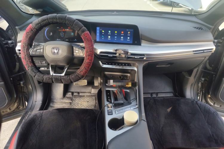 Used CHANGAN CS35PLUS 2021 Blue Whale NE 1.4T DCT Luxury Model Center Console
