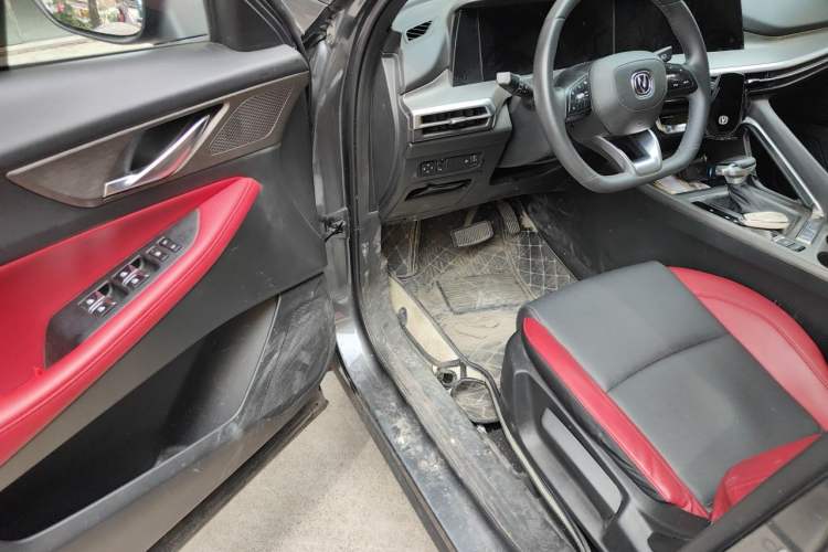 Used CHANGAN CS35PLUS 2021 Blue Whale NE 1.4T DCT Luxury Model Driver Seat