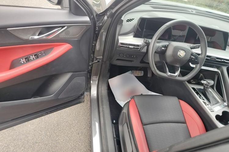 Used CHANGAN CS35PLUS 2021 Revised Version Blue Whale NE 1.4T DCT Luxury Edition Driver Seat