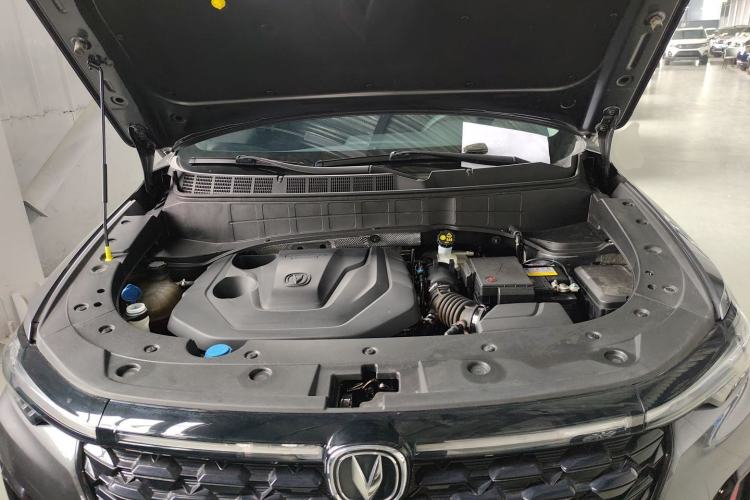Used CHANGAN CS35PLUS 2021 Blue Whale NE 1.4T DCT Luxury Model Engine Bay