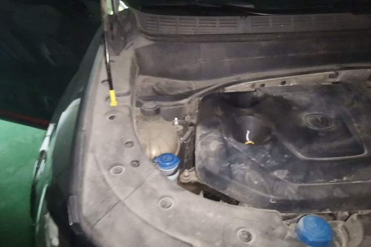 Used CHANGAN CS35PLUS 2021 Blue Whale NE 1.4T DCT Prestige Model Engine Bay Right