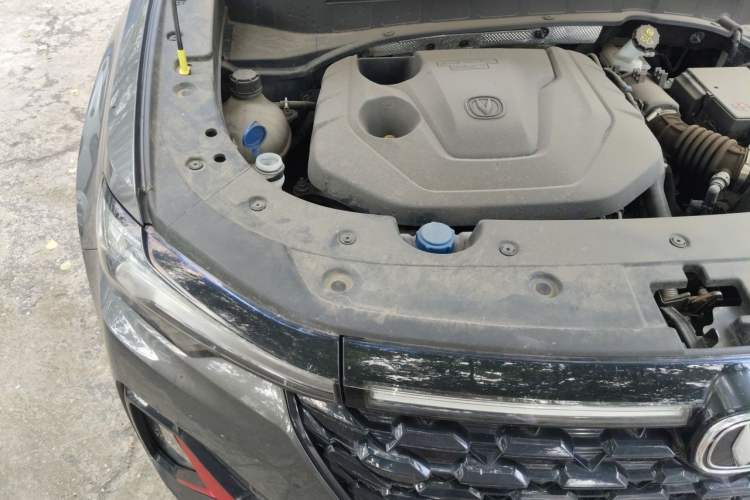 Used CHANGAN CS35PLUS 2021 Blue Whale NE 1.4T DCT Luxury Model Engine Bay Right