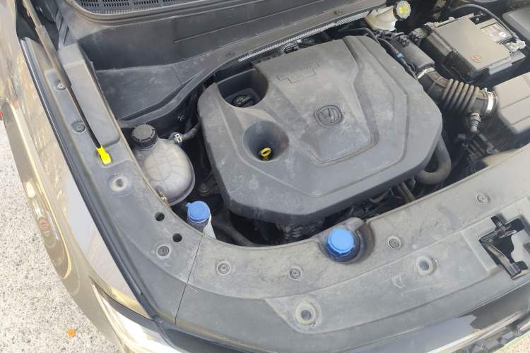 Used CHANGAN CS35PLUS 2021 Blue Whale NE 1.4T DCT Luxury Model Engine Bay Right