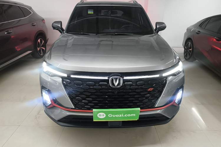Used CHANGAN CS35PLUS 2021 Revised Version Blue Whale NE 1.4T DCT Luxury Edition Front