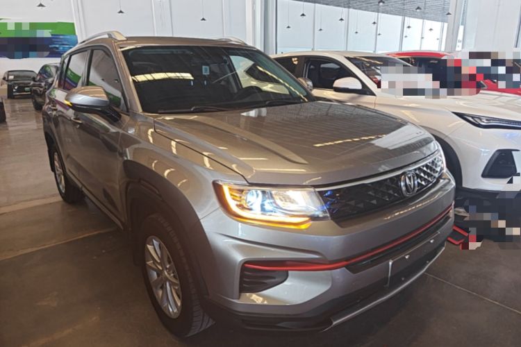 Used CHANGAN CS35PLUS 2021 Honor Million Edition 1.6L CVT Elite Model Front Right 45 Deg